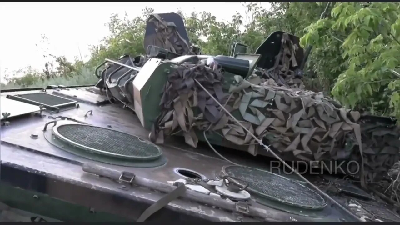 Russian forces captured full combat ready French AMX-10RC wheeled tank in Zaporizhye Ukraine