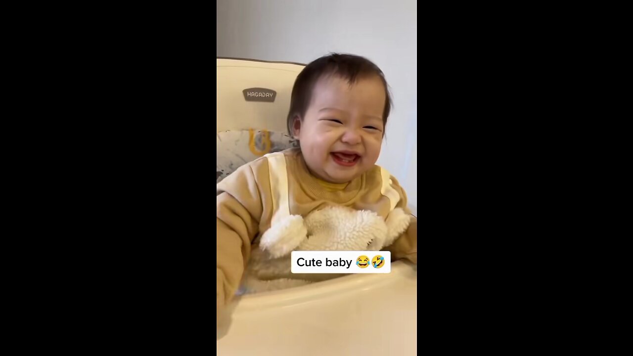 Cute babies laugh that will make you hurt your stomach