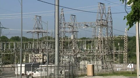 Thousands of Kansas City residents left in dark due to transformer failure