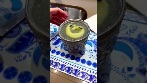 Como tirar a Cera de Vela e reaproveitar o copo da vela 🕯 #shorts #natureba