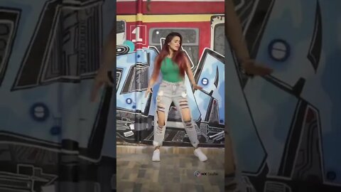 Maine uske Shahar ko chhoda Maine uske gali mein Dil Ko toda//girl dance video#shortsfeed