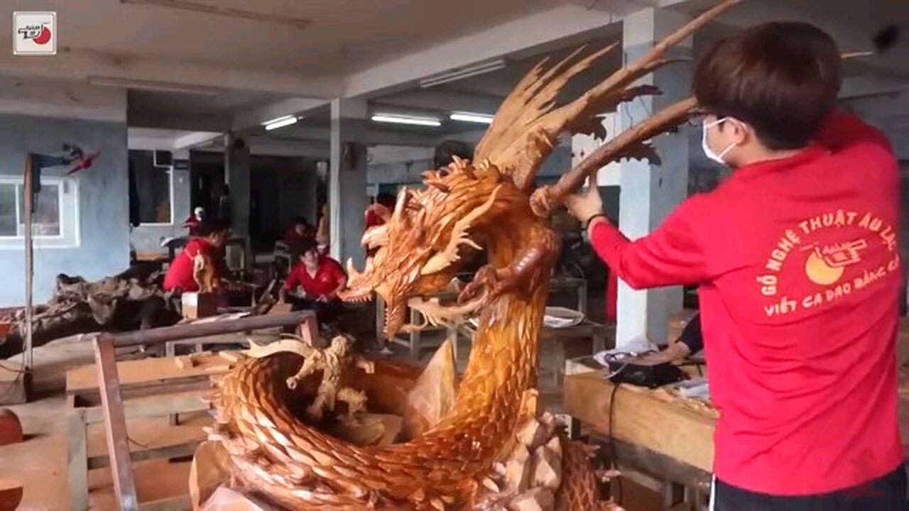 Wood carving - Lord Warrior fighting Dragon - Multiplatform MMORPG Gran Saga Huge Sculpture Amazing