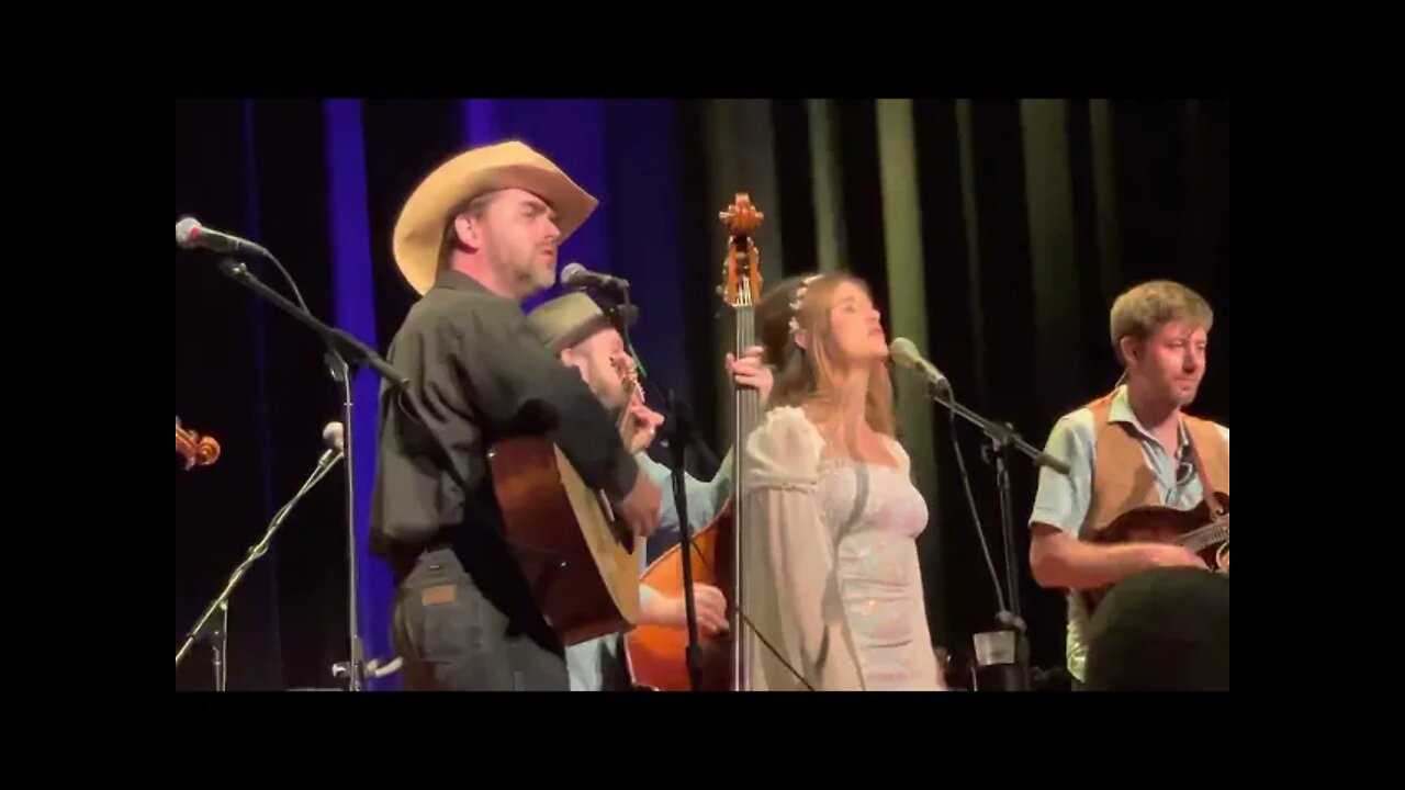 Sierra Ferrell w/Timbo - The Bottle Let Me Down (Bijou Theater) Knoxville, TN 4.24.22