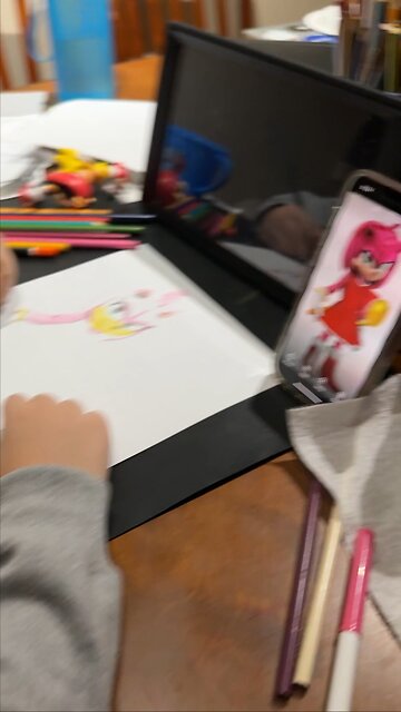 6 year old draws Amy Rose from Sonic