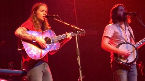 Billy Strings - Slow Train (Tour Closer)