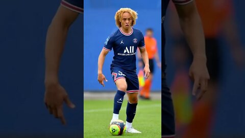 3Jogadores que tem muita mídia e pouco futebol Prt 2