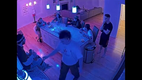 [fishtank.live - Day 6] A Producer Shares That He Threw Up On A Girl #fishtanklive