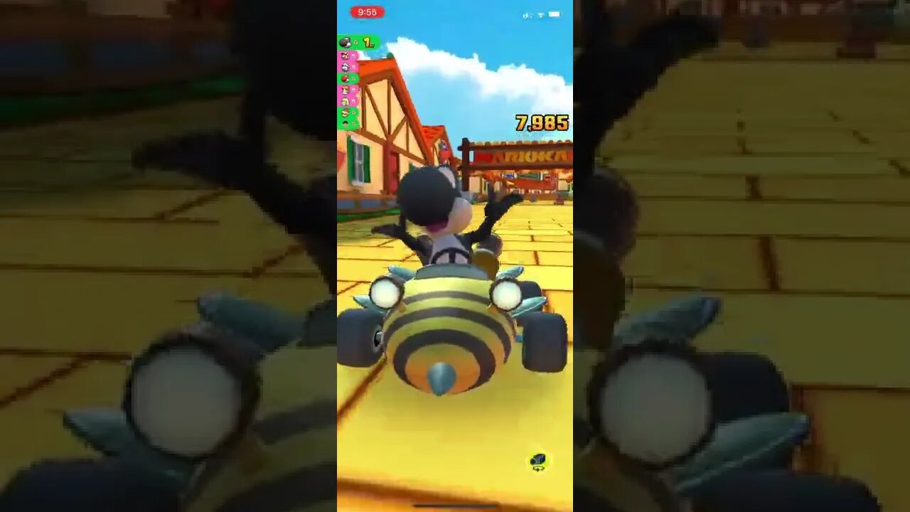 Mario Kart Tour - Bumble V Gameplay (Peach vs. Bowser Tour Gift Reward Kart)