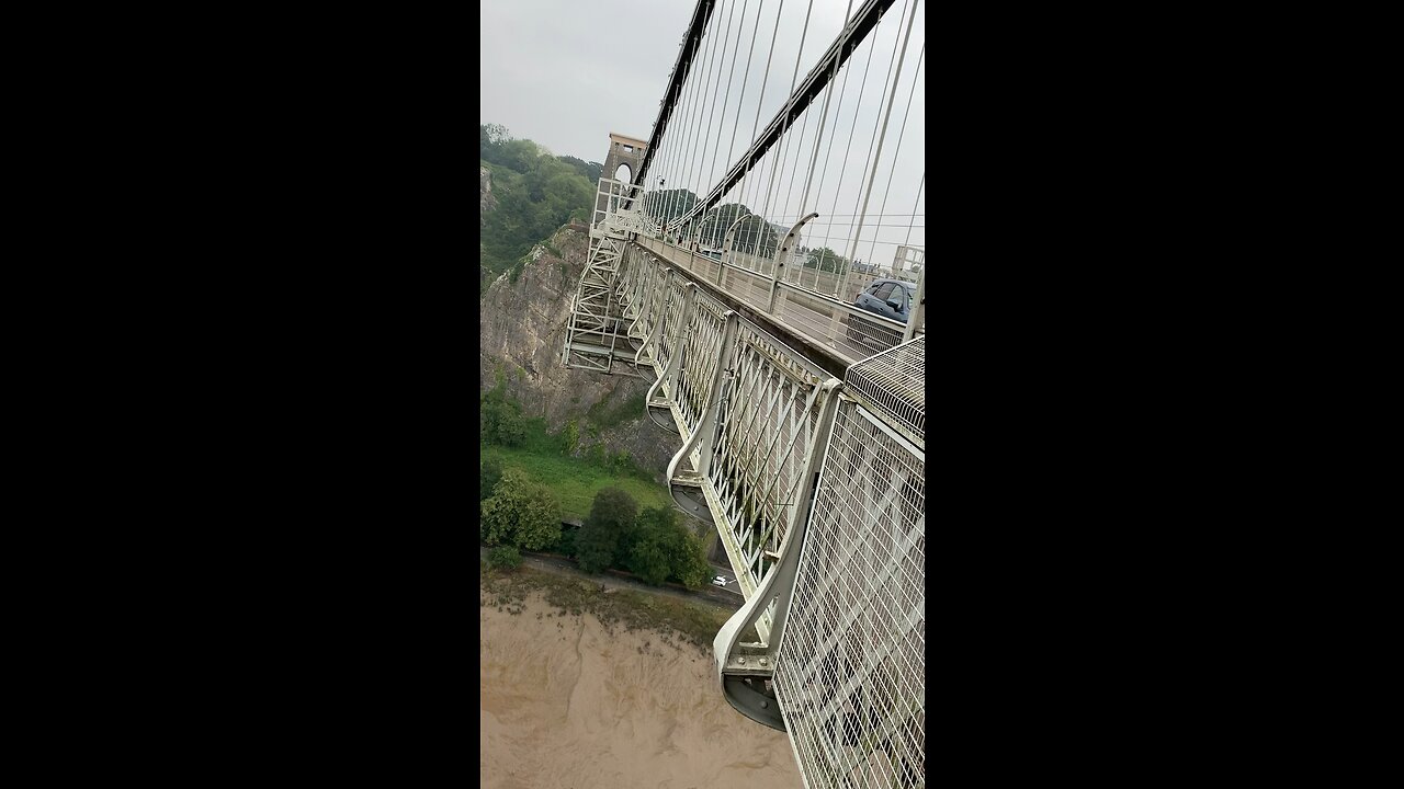 Suspension bridge