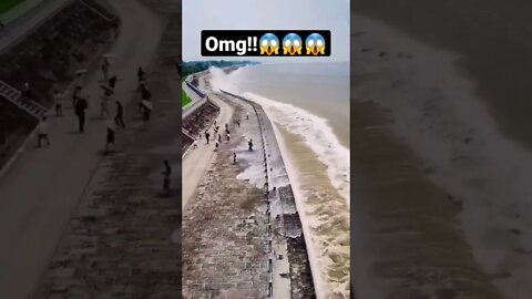 Când se supără apa 😱