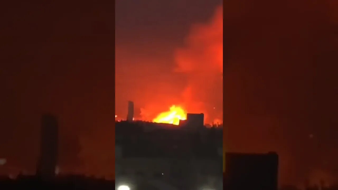 China: Fire after large explosions at Shanghai petrochemical complex