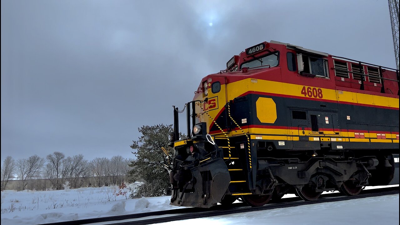 KCS Light and Dark, a Lot of Union Pacific | Hinckley Sub