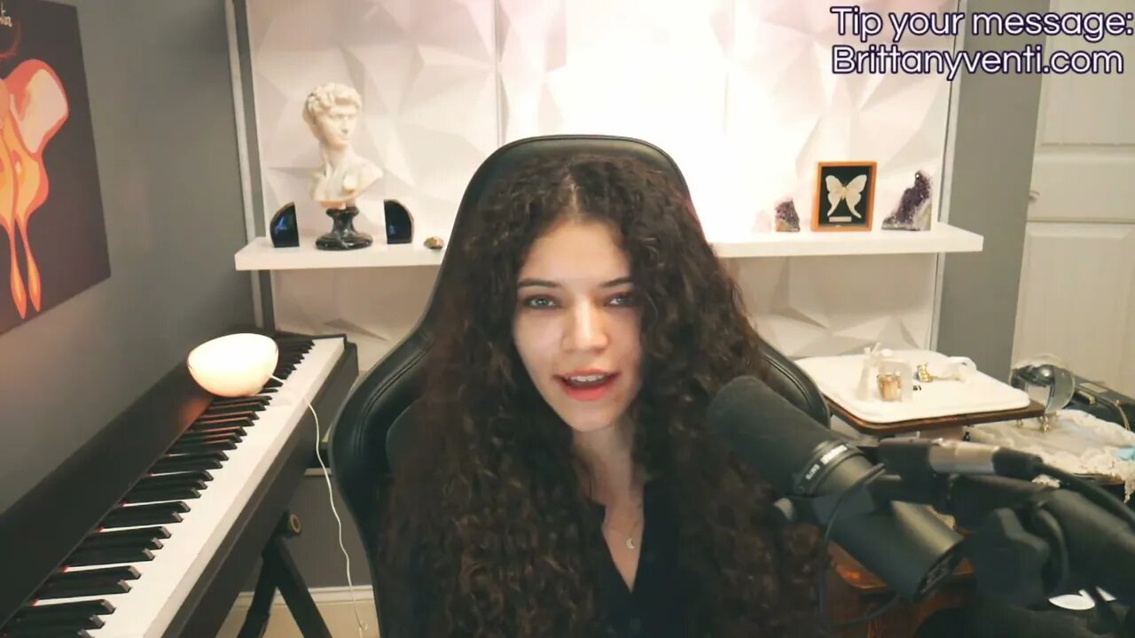 Brony talks to me on About His Boyfriend Application