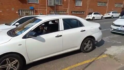 SA Riots ( Fuel Shortages cause ques )