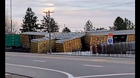 BREAKING: “Massive” Train Derailment in Springfield, OH.