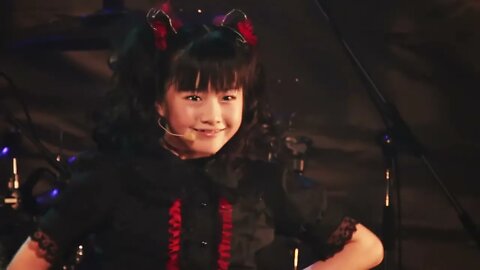 BABYMETAL - Chokotto Love - ちょこっとLOVE - Feat. Yui Mizuno - HD