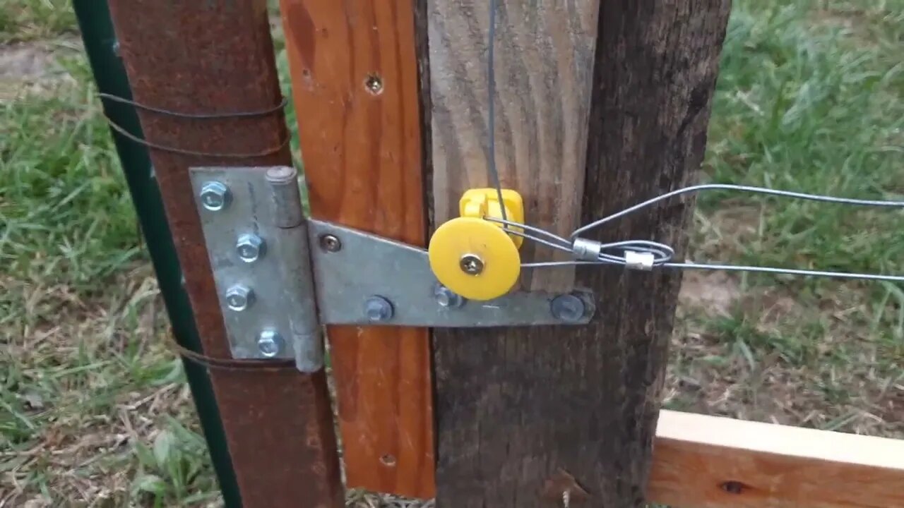 Fencing a new pasture; Trying a Crimping System