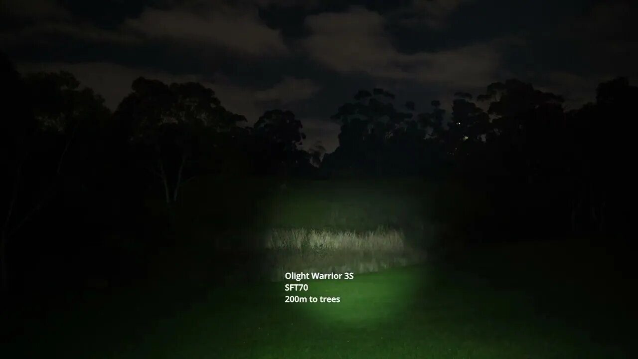 Olight Warrior 3S: 200m beamshots in a field