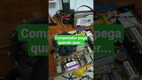 Computador Liga quando quer...