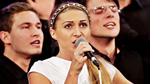 Romania's Magnificent Choir Praising ''Revelation Song''