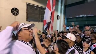 Organizadas do Vasco unidas antes do jogo em São Januário