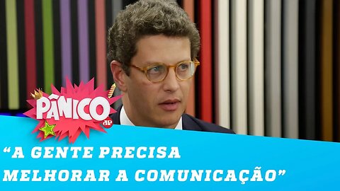 Salles admite que comunicação no governo precisa melhorar