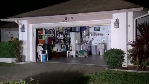 Woman evacuates sinking Palm Harbor home | Digital Short