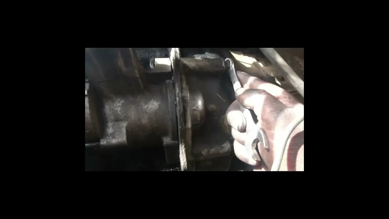 MITSUBISHI 4M40 - HOW TO REMOVE STARTER