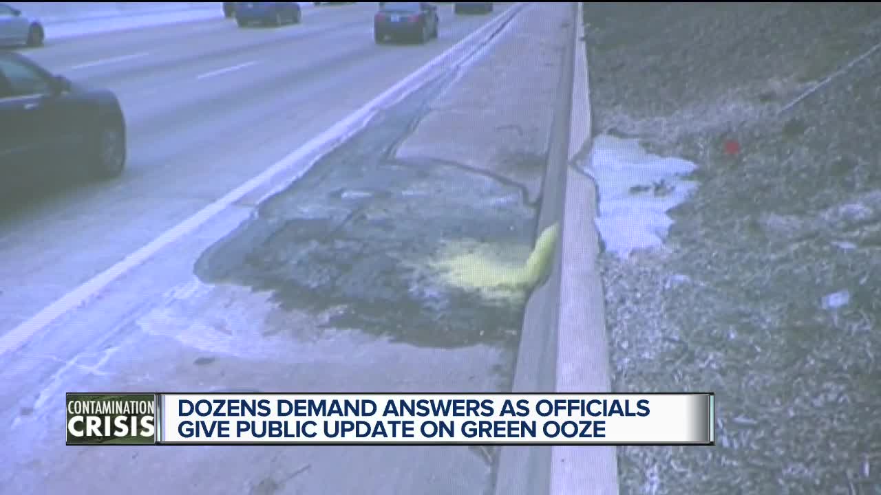 Concerned citizens pose questions to panel on I-696 ooze clean-up