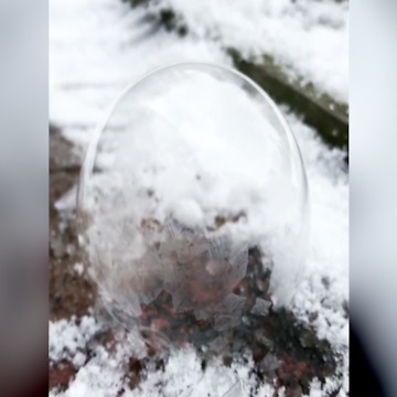 COOL! Watch soap bubbles freeze in real time - ABC15 Digital