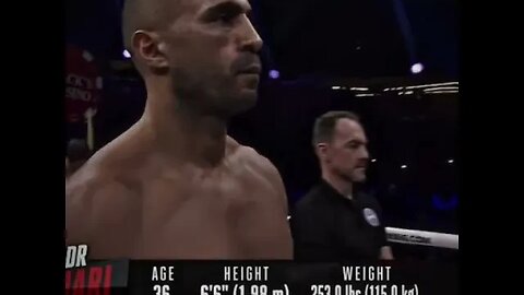 Badr Hari back in the gym