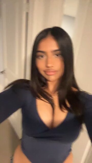 Can we get married 🥰