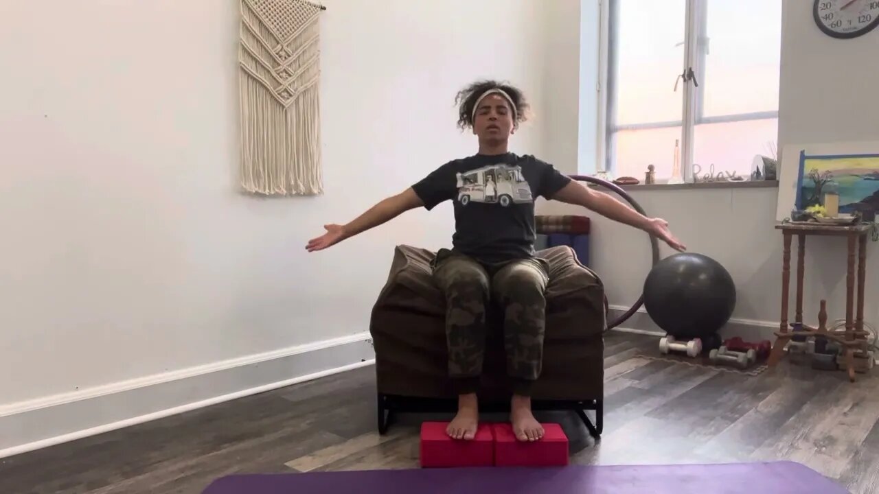 10 Minute Chair Yoga - Upper Body