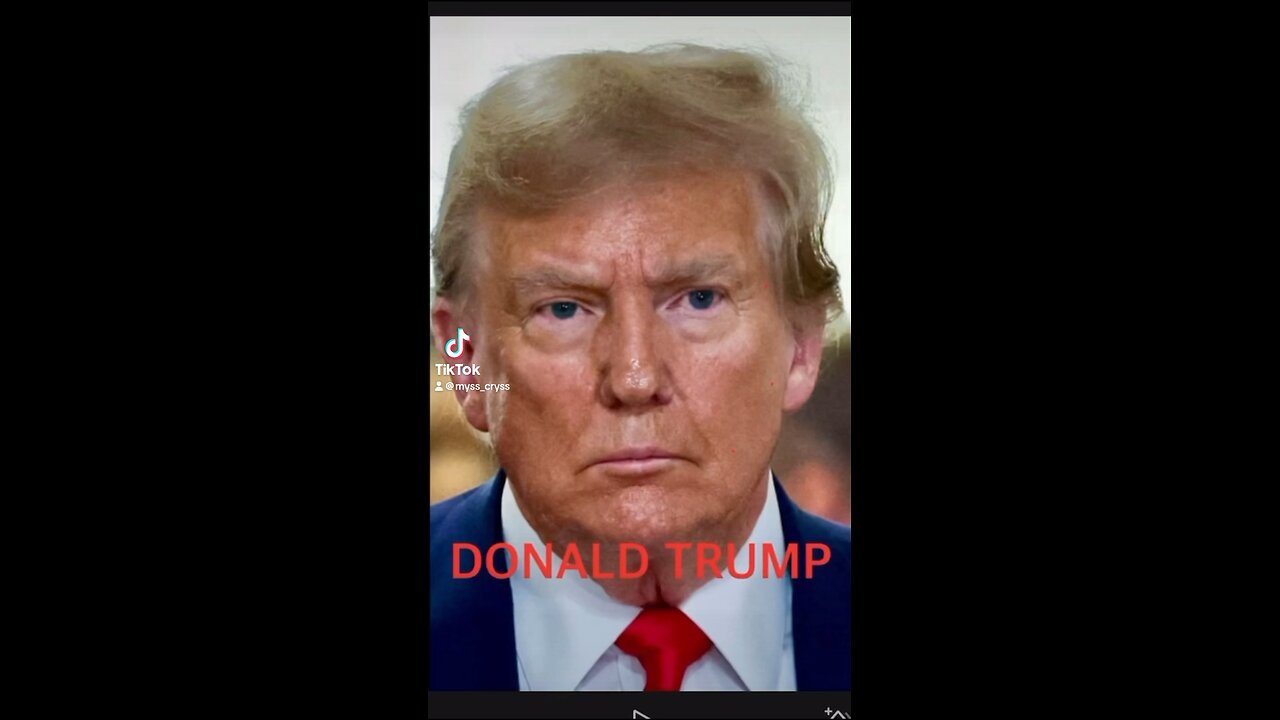 Trump & Melania’s Faces Are Too Similar