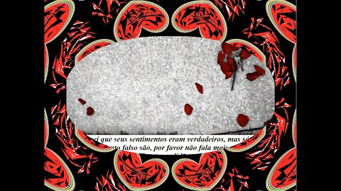 Pensei que seus sentimentos eram verdadeiros, só quero ficar na solidão... [Frases e Poemas]