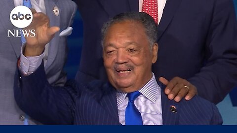 Emotional moment as Rev. Jesse Jackson takes the stage at Democratic National Convention