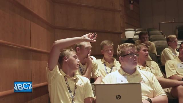 EAA Day 2 at the viewing tower