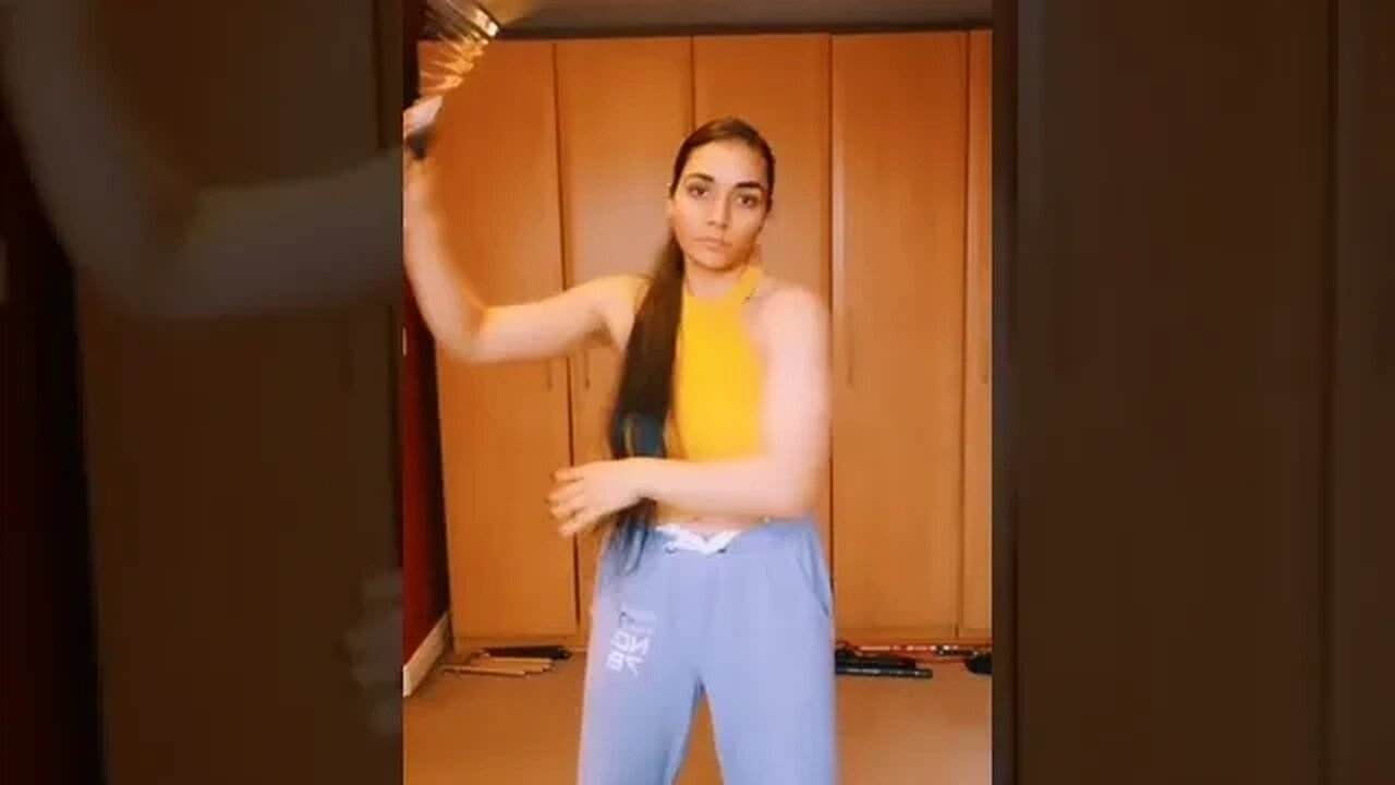 Indian Martial Artist does a Single nunchaku combination for beginners #Shorts #Tiktok