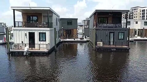 house boat ultra modern design