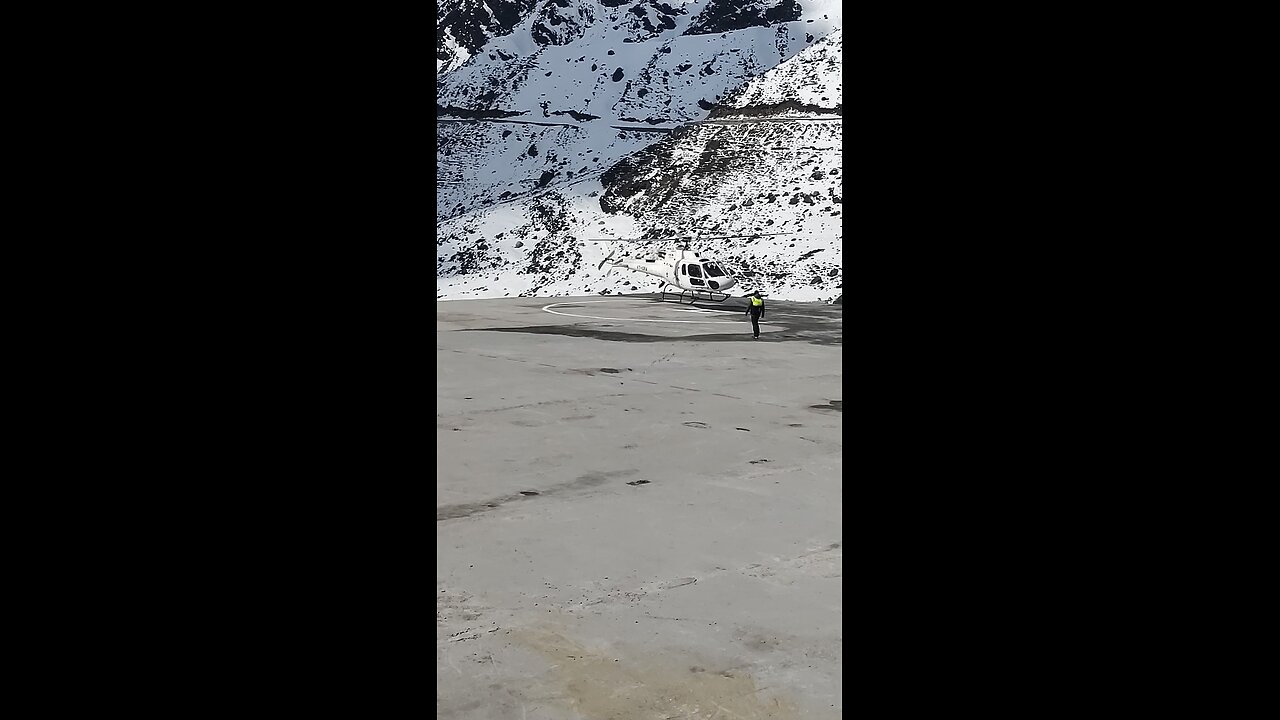 Helicopter landing at Kedarnath Temple