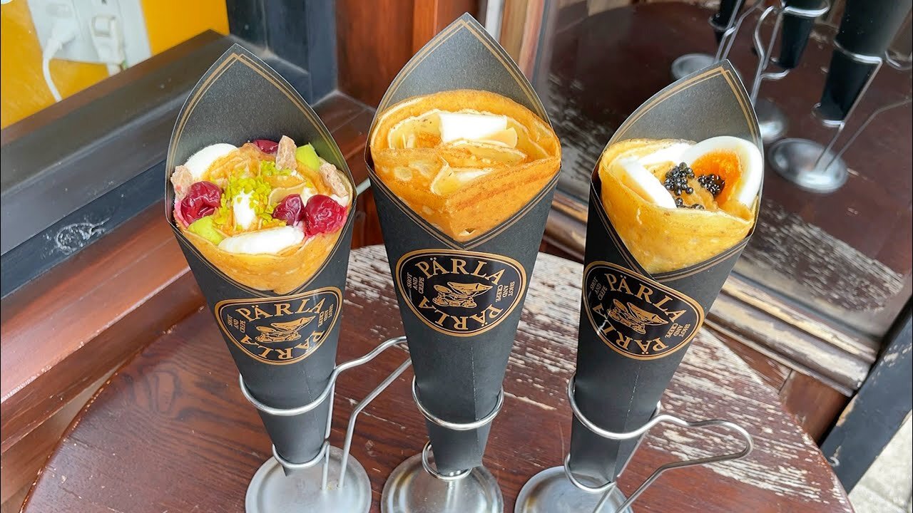 Amazing Expensive! Caviar and Truffle cream Crepe - Japansese Street Food