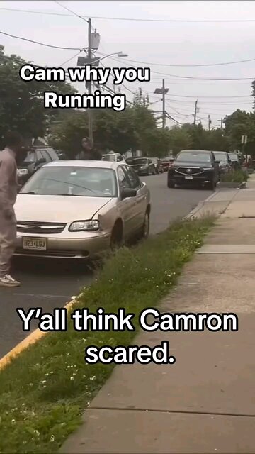 Camron #dipset running for. his life
