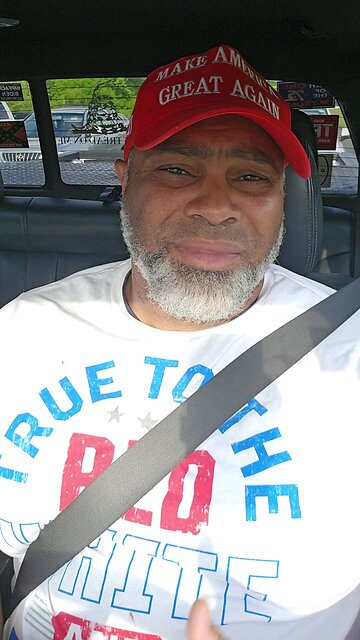 can we make having children out of wedlock shameful again. Black women it's not a badge of honor 😕