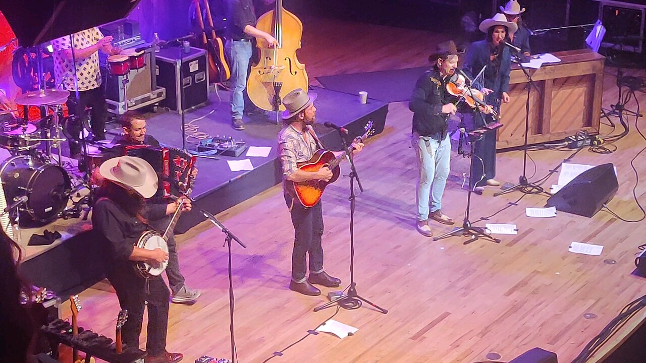 Old Crow Medicine Show - Wagon Wheel - Penn's Peak, Jim Thorpe, PA 11/8/2024