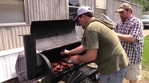 BBQ Chicken at Moonshines Roadhouse