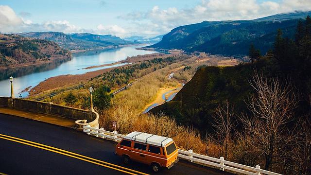 3 Must-Visit Drive By Tourist Attractions in America