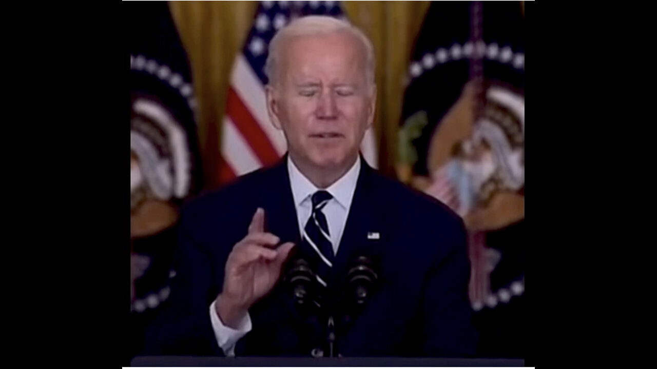 Biden says Electric Vehicle uses Gas 😂