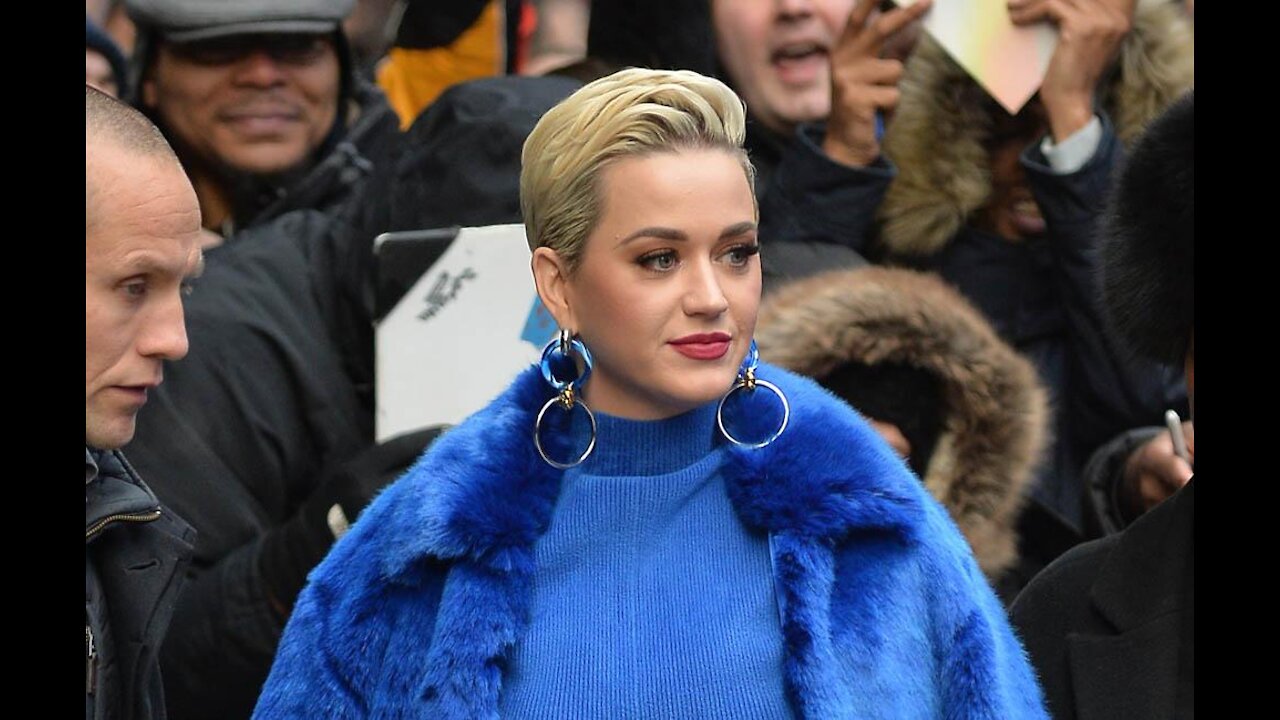 Katy Perry and Orlando Bloom introduce their baby to loved ones on FaceTime