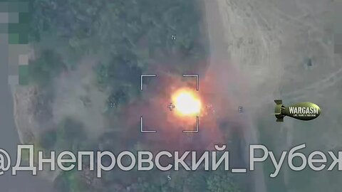 Two Russian Lancet kamikaze drones vs two M777 howitzers