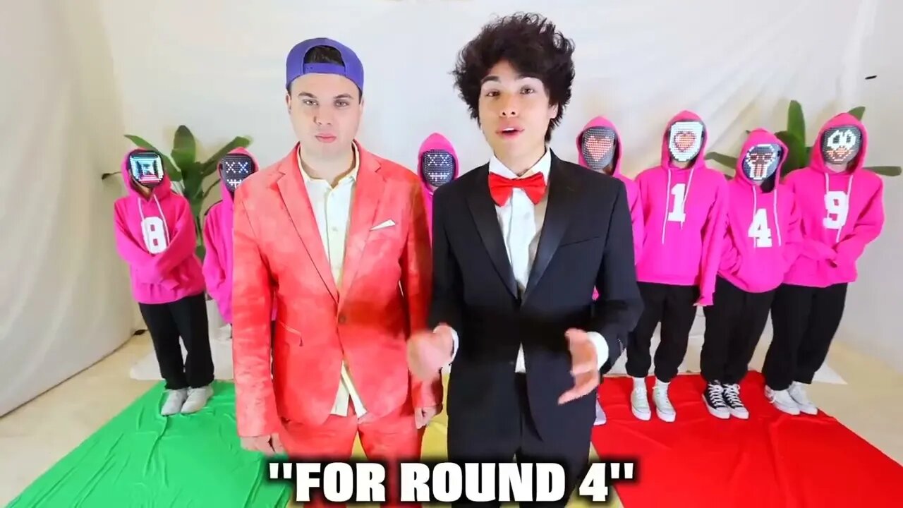 Trying to Find My Girlfriend Blindfolded! 10